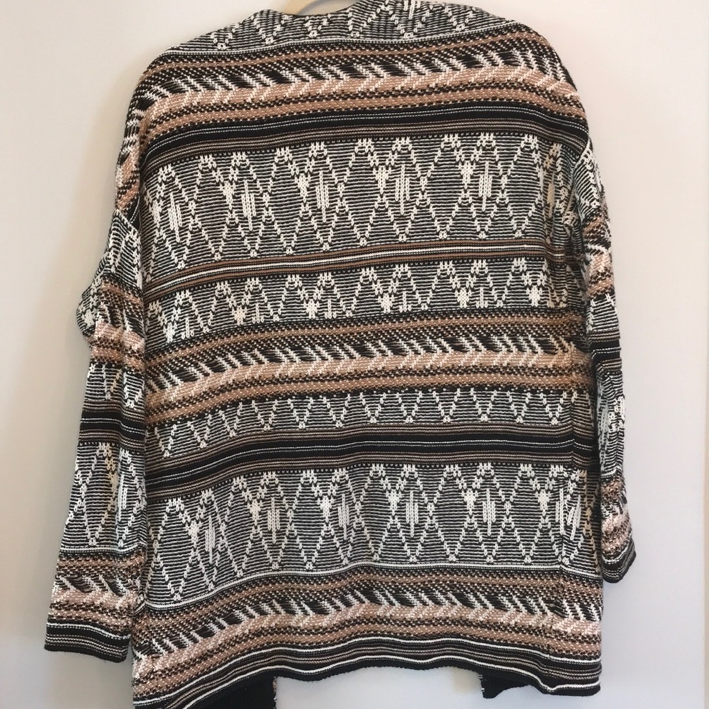 Fun Aztec cardigan - Picture 2 of 2